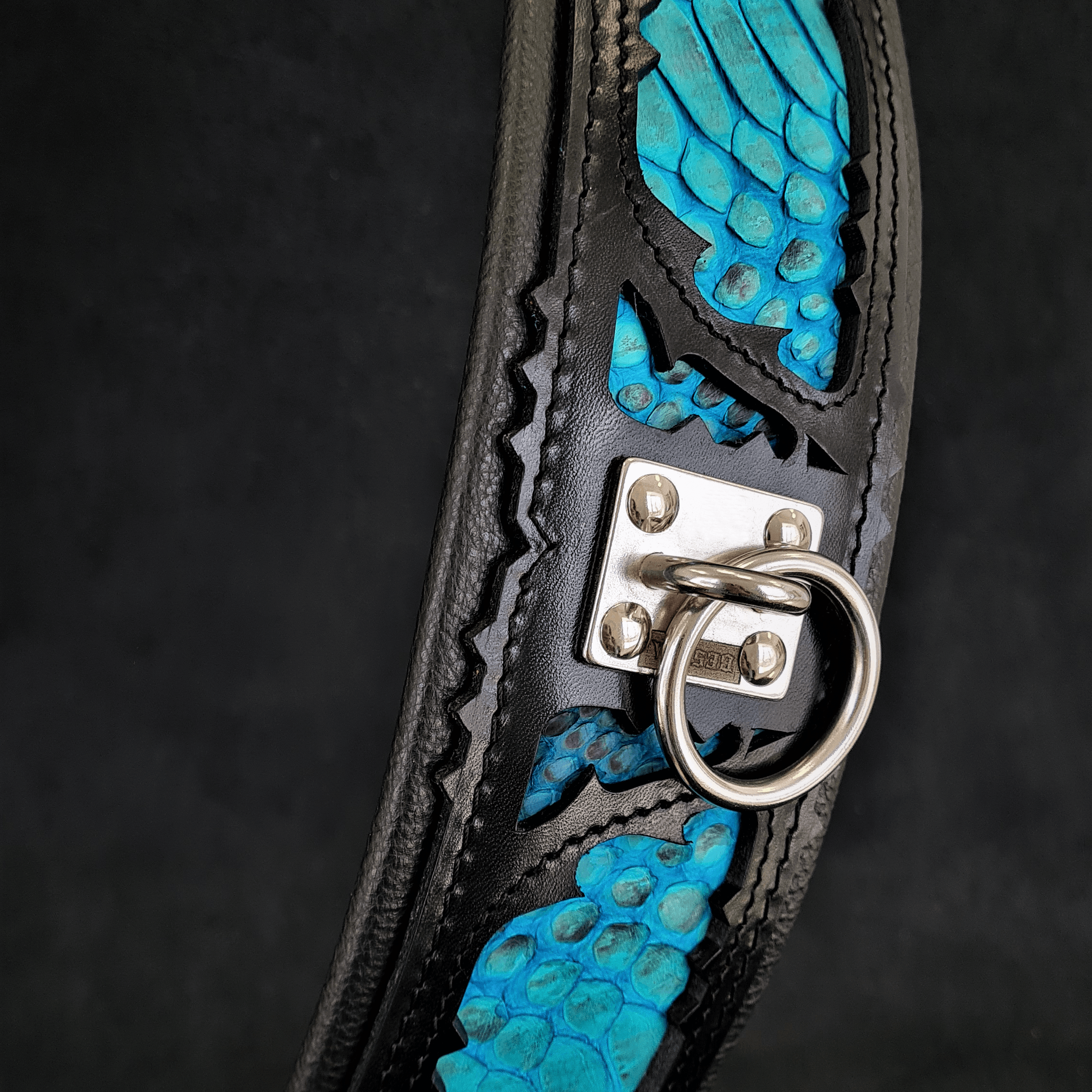 Python-Embossed Leather Dog Collar – Morelia