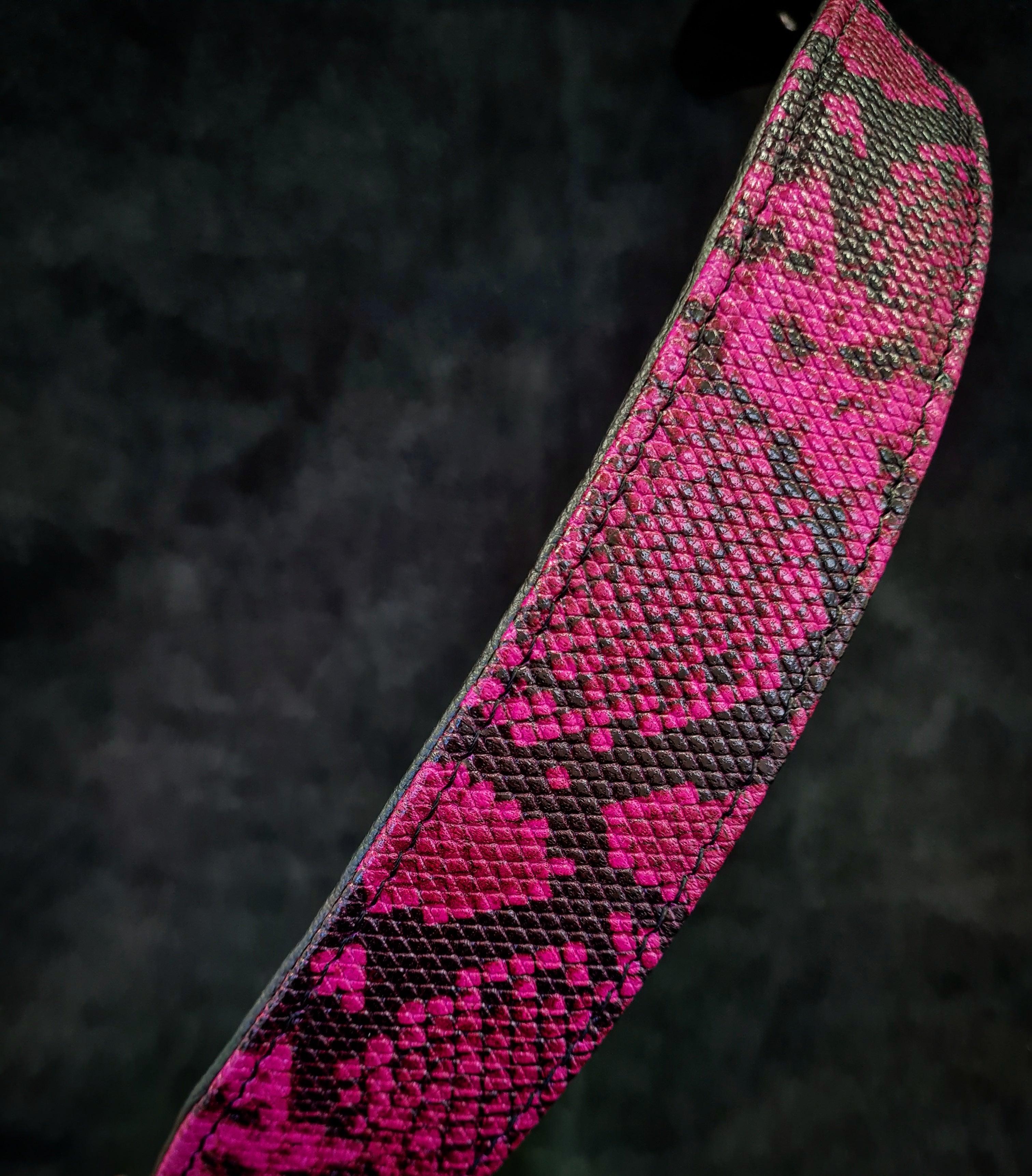 Python-Embossed Leather Dog Collar – Rock Python, Pink