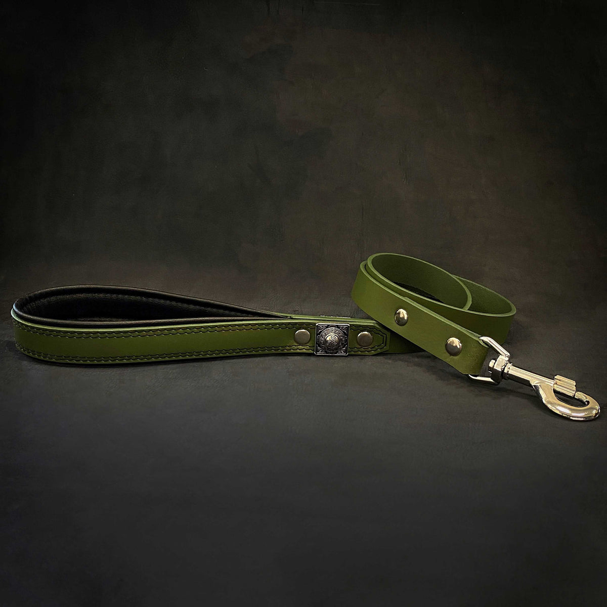 Leather Dog Leash – "Eros", Green, 1 Inch Wide | 90 cm
