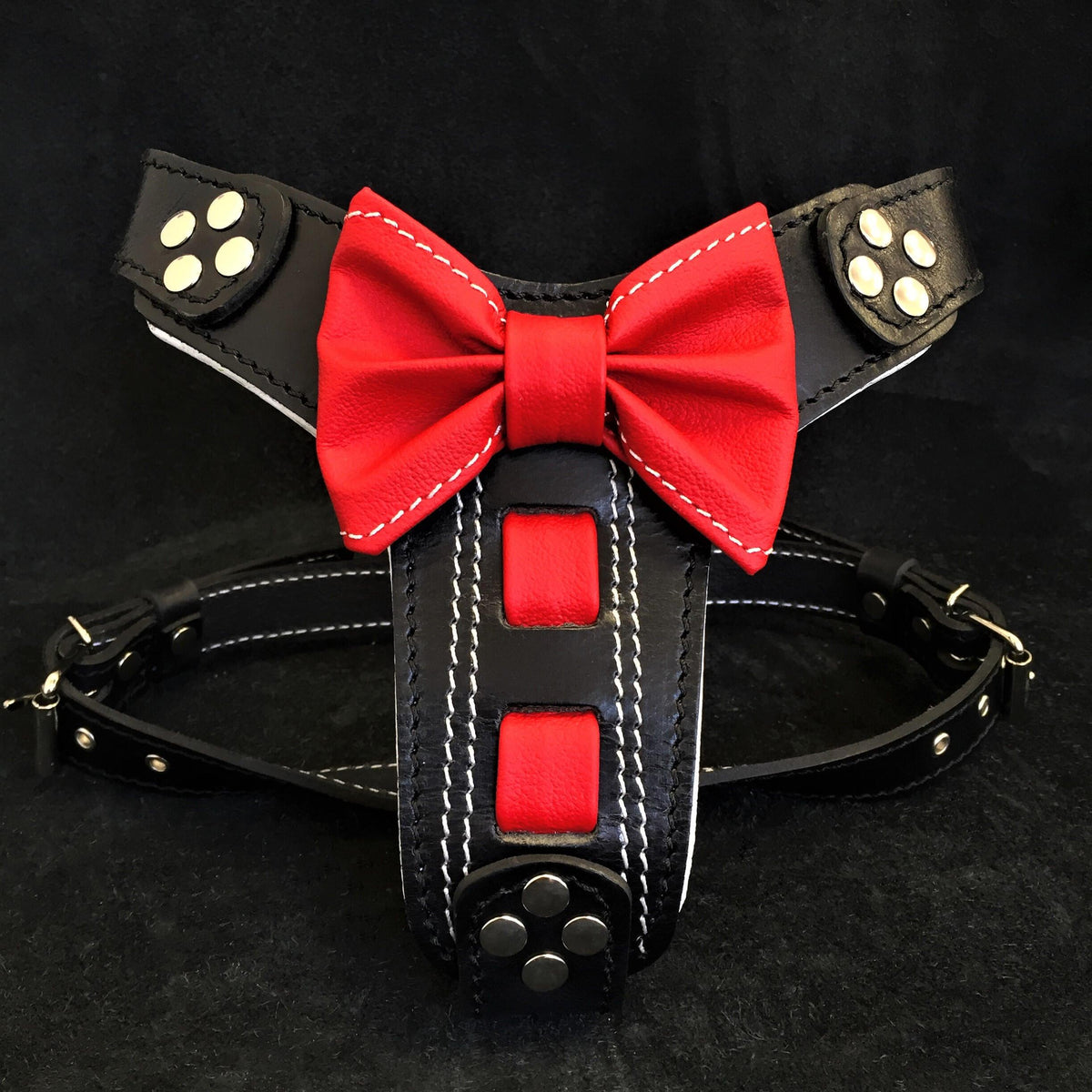 "Bowtie" Handmade Leather Dog Harness – Black | by Bestia Dog Gear