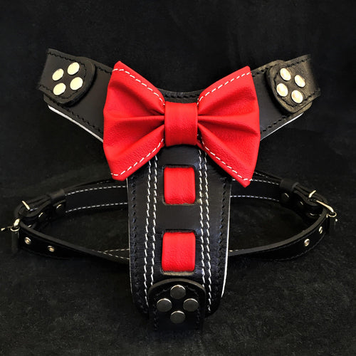 "Bowtie" Handmade Leather Dog Harness – Black | by Bestia Dog Gear